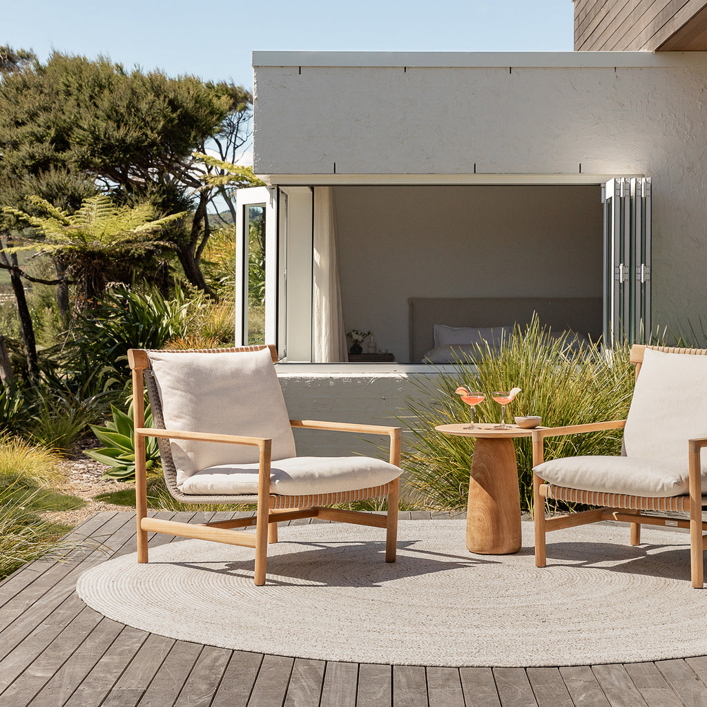 Retreat into Round | Baya