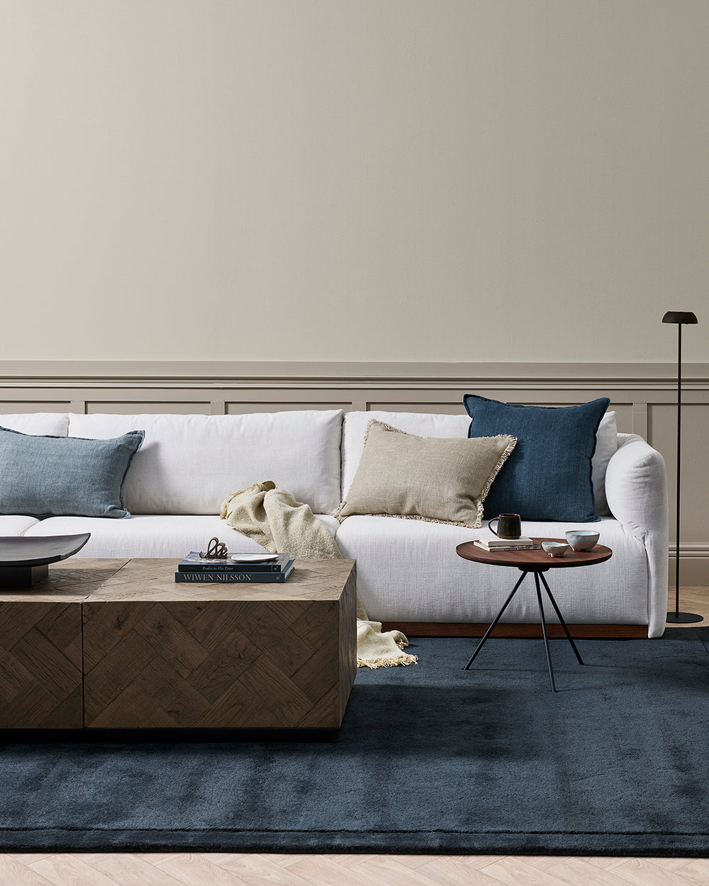 Arcadia Steel Cushion