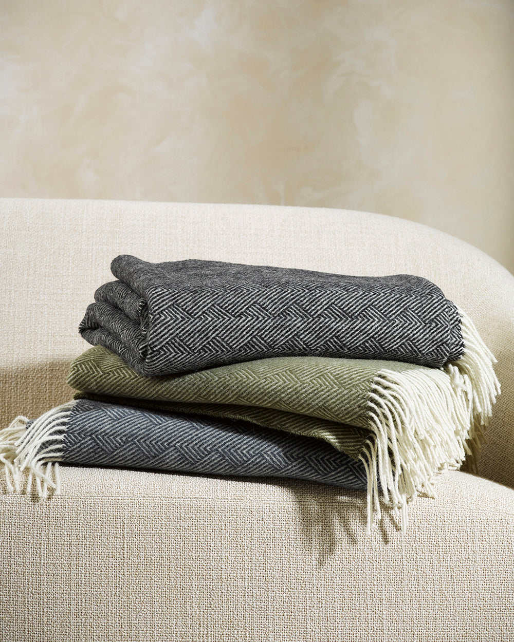 Lana Navy Throw