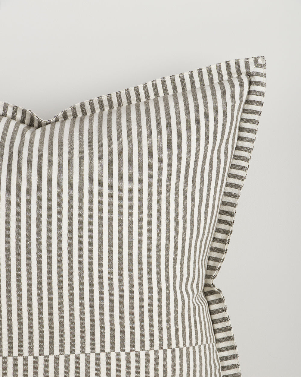 Rowan Olive Cushion