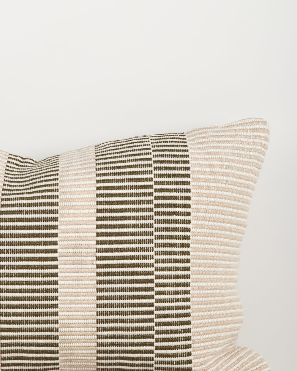 Solar Mangrove Cushion