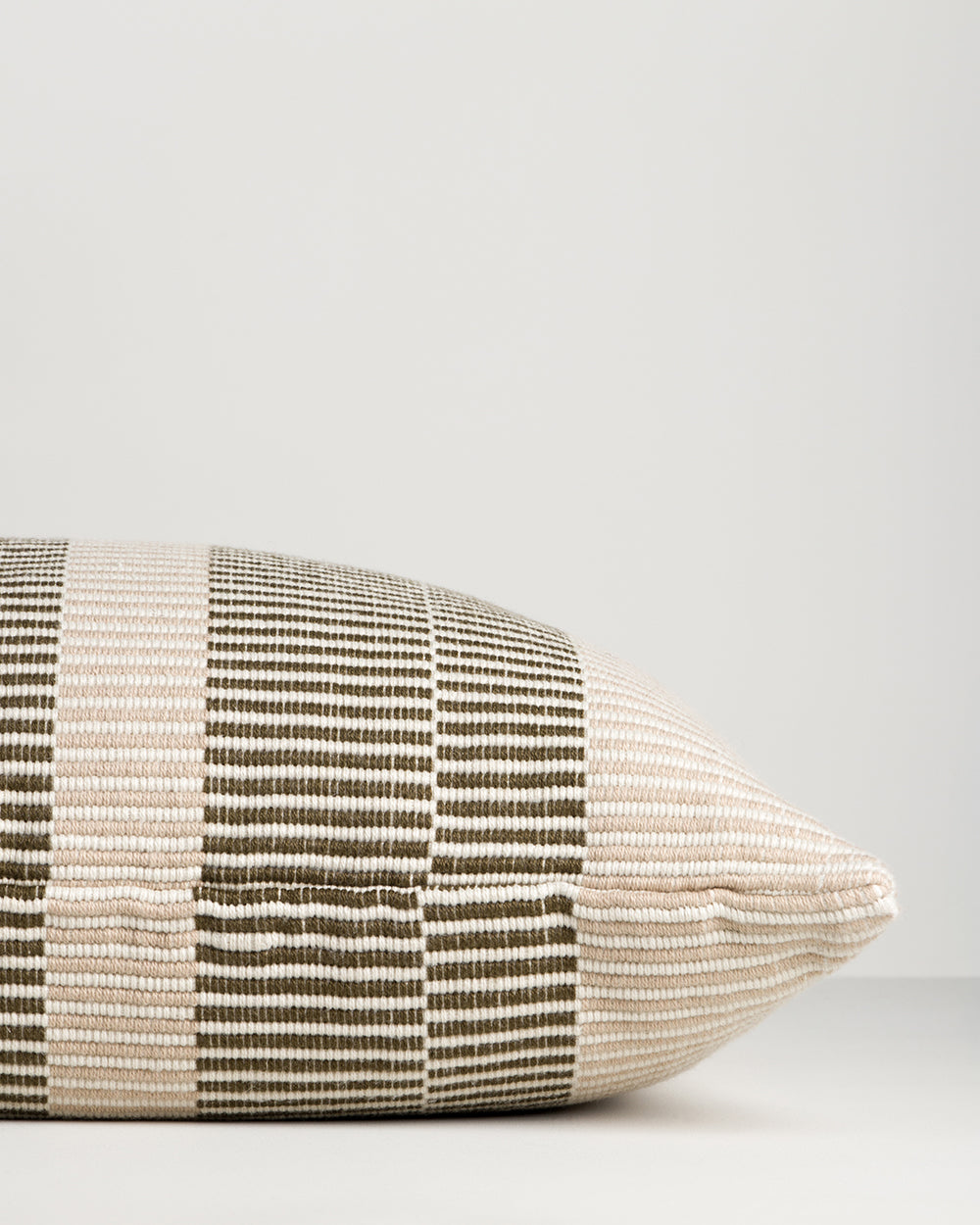 Solar Mangrove Cushion