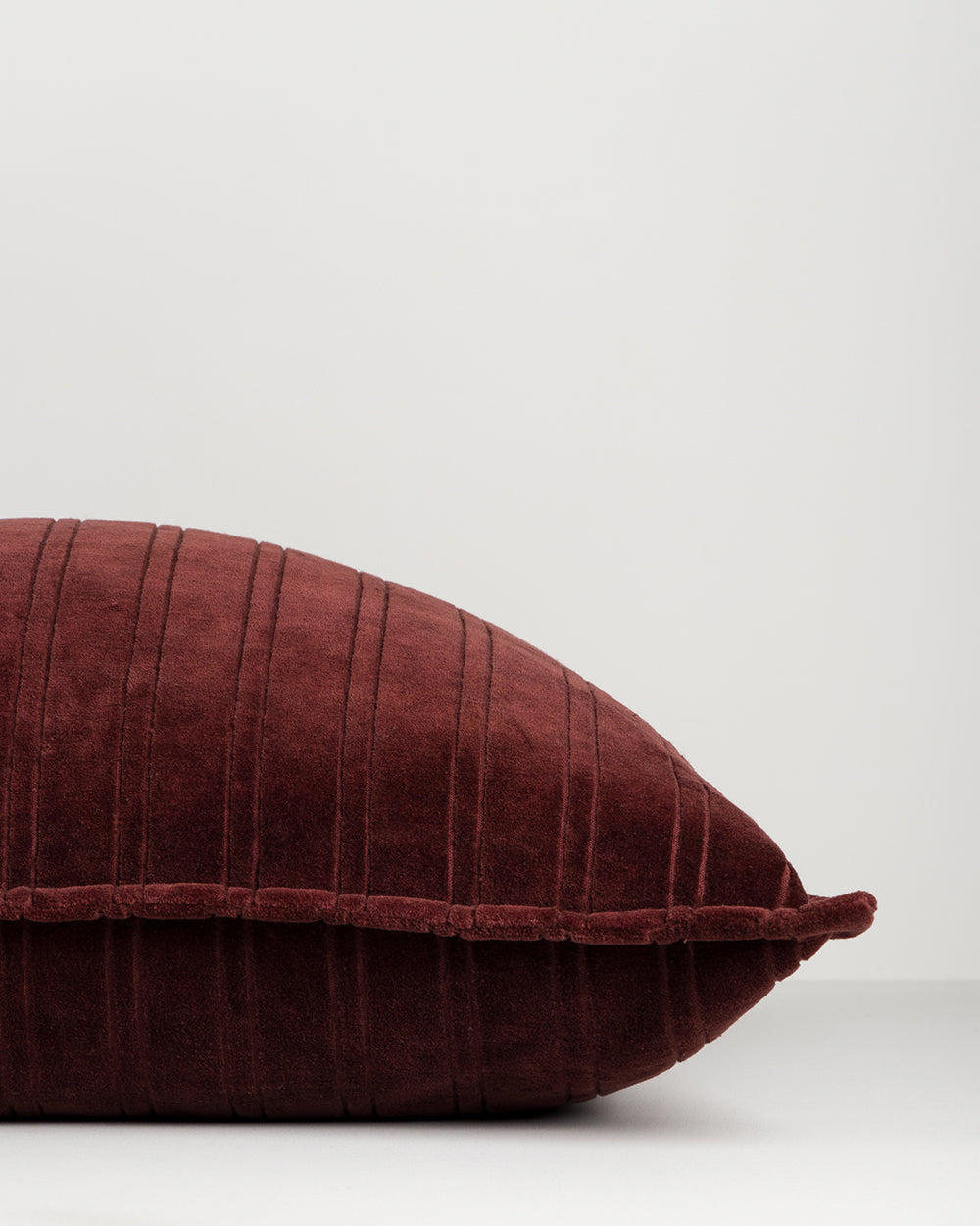 Stria Merlot Cushion